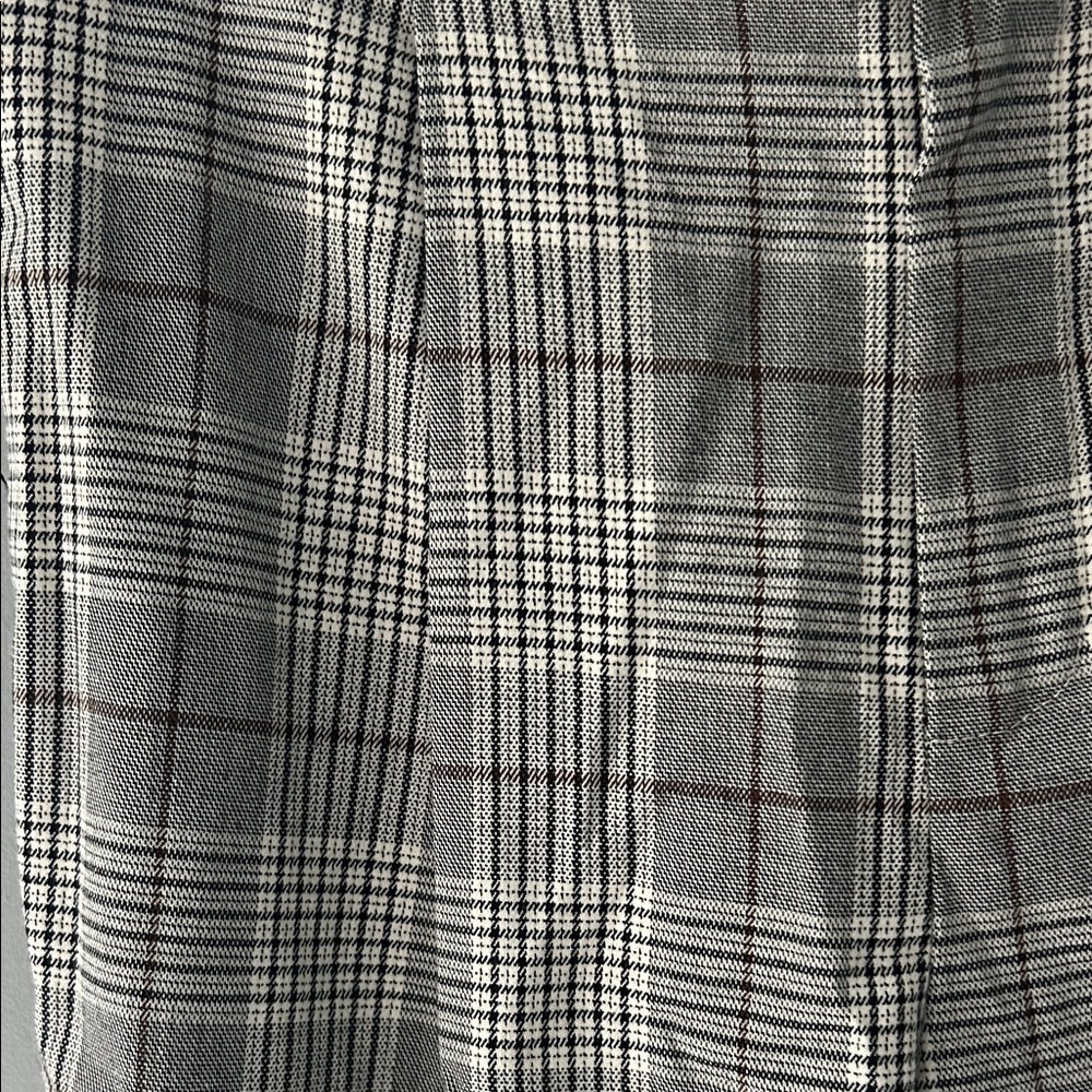 Tilly's Women's Black and Gray Plaid Straight Leg Pants - Picture 2 of 5